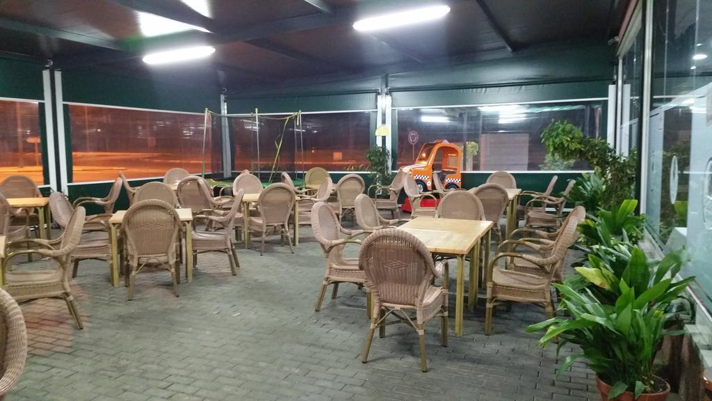 Hotel Leon La Palma Del Condado Εξωτερικό φωτογραφία